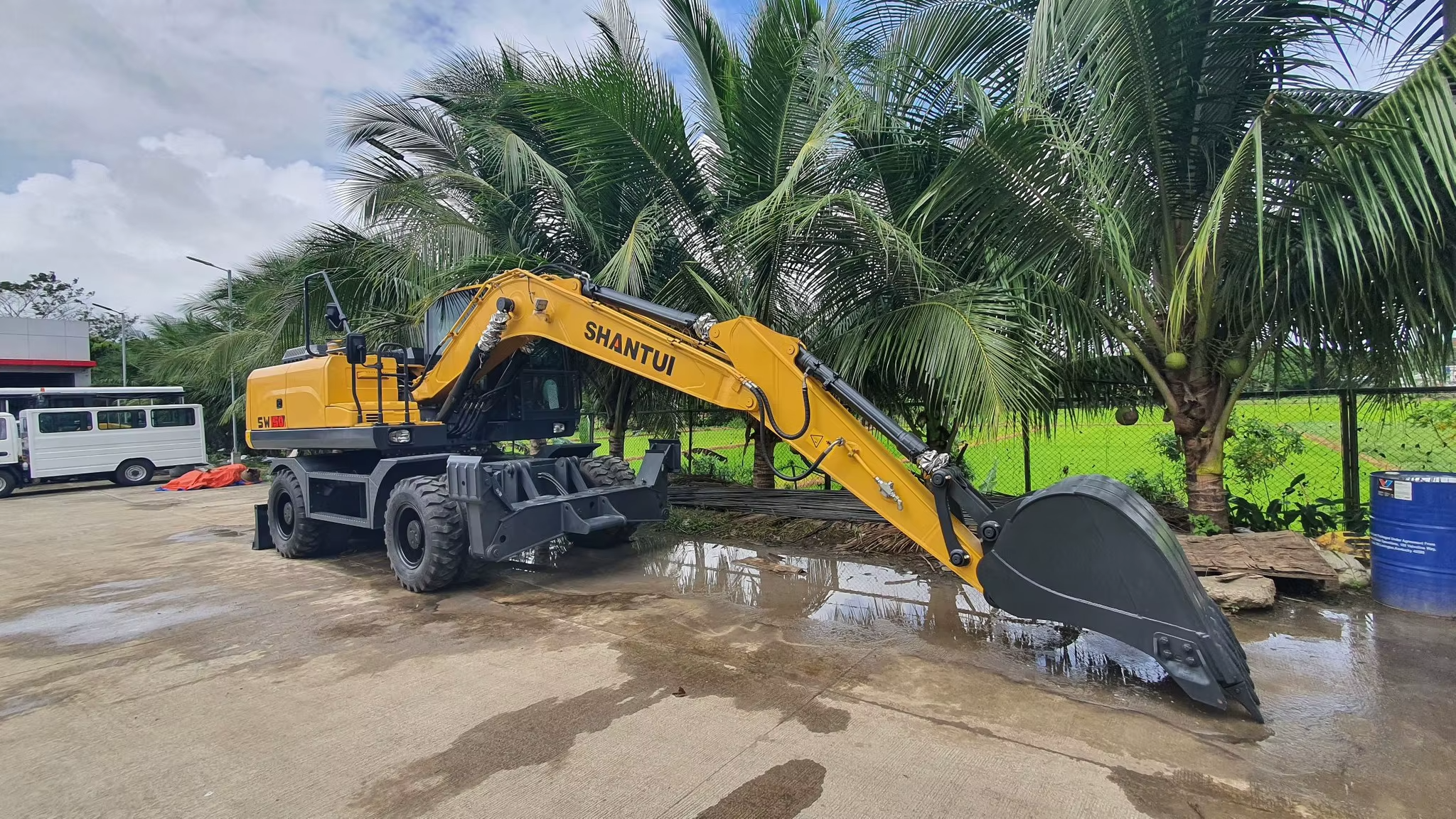 Excavadora Volvo en operación minera